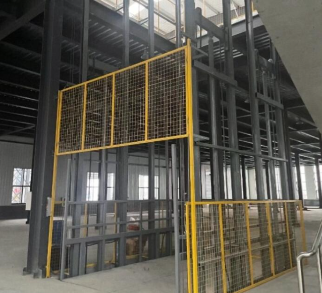 乌烈镇请详细介绍一下货梯安装在室外的维护方法